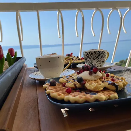 Brand New Luxury - Amazing Sea View M&k Split